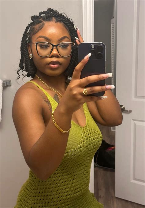 Just because I don’t like them enough to post on IG 🥹🫶🏾