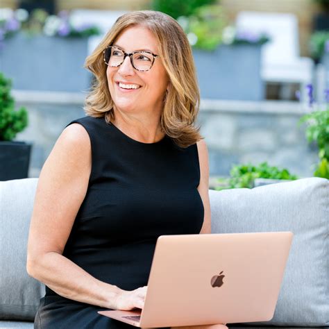 Maura Fitzgerald, Real Estate Agent - Compass