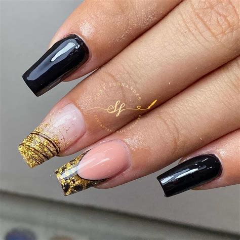 Unha Preta E Dourada - Unha Preta com Dourado: Melhores Ideias com essa Combinação