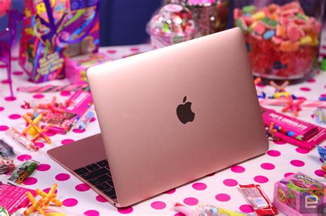 Розовый Компьютер Apple – Telegraph