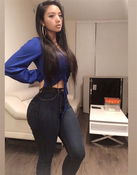 Heart Shape Booty on Twitter: "tight jeans https://t.co/kQjmzIrdJ2