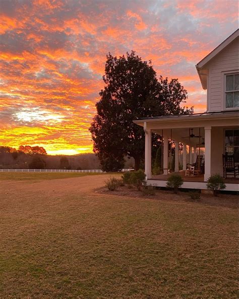 Sunset on the Farm | Dream house, Farm life, Scenery