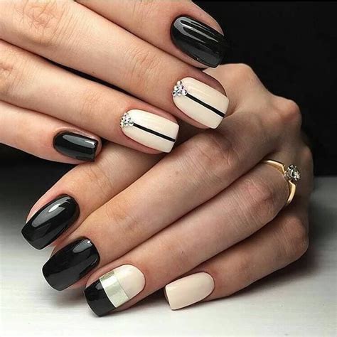 черные полоски на ногтях фото - uniformcustomize