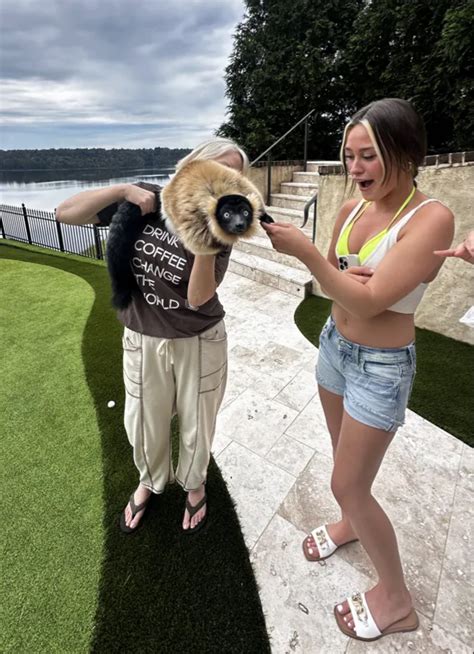 McKinley Richardson's feet