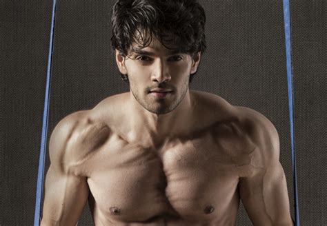 gym freak sooraj pancholi injured  hip  practicing martial