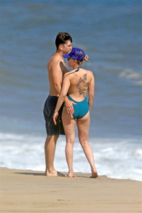 Scarlett Johansson Sexy Cellulite Ass in Hamptons | The Fappening