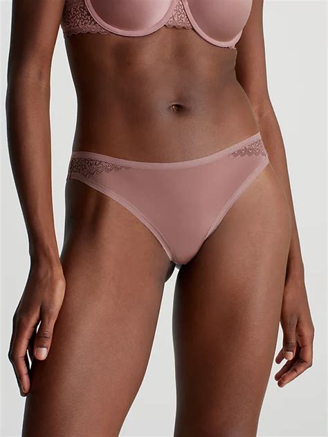 Komplety Bielizny Damskiej - Koronkowej & Nie Tylko | Calvin Klein®