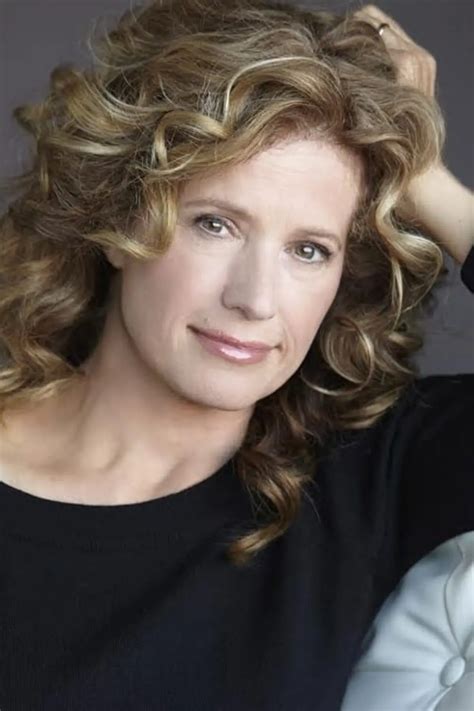 Nancy Travis biographie, news, photos, vidéos et avis