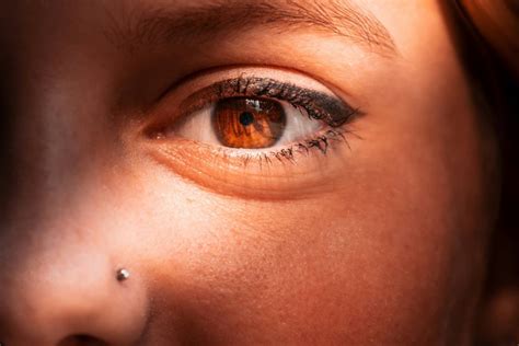how long for a nose piercing to close