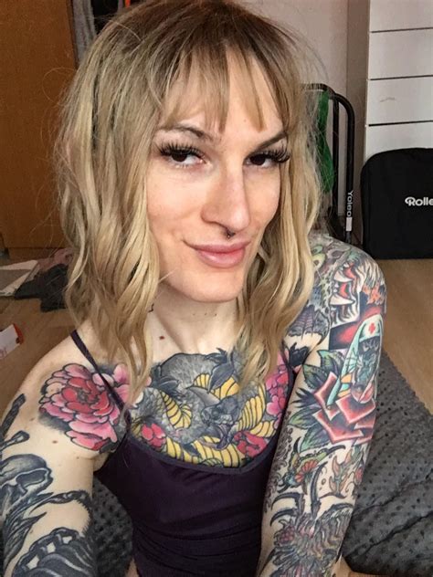Can trans girls be bimbos too? I will get huge boobs this year : r