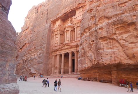 Revealed: Top 10 landmarks in the Middle East - Arabian Business ...