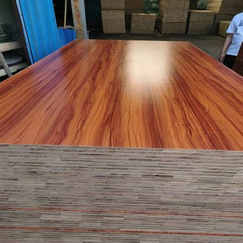 Hight Quality Low Price E1 1220X2440X18mm Melamine Board Glossy ...