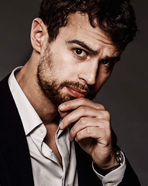 Theo James's Instagram, Twitter & Facebook on IDCrawl