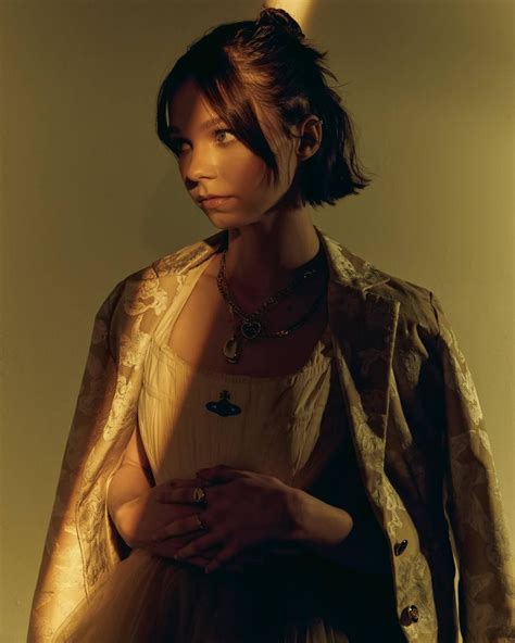 Emma Myers Aesthetic Wallpapers - Wallpaper Cave