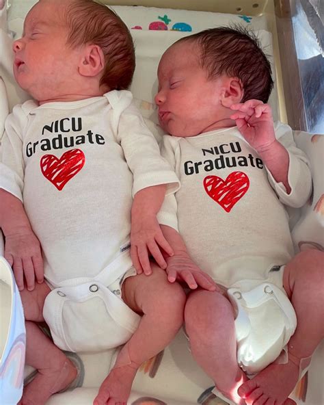 Sarah Mazingo (@jewcytwins) • Instagram photos and videos