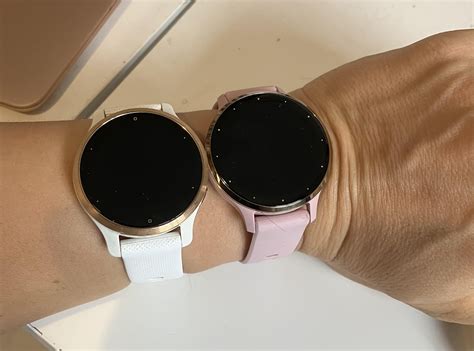 Venu 3s (right) comparison images with Venu 2s (feel free to ask
