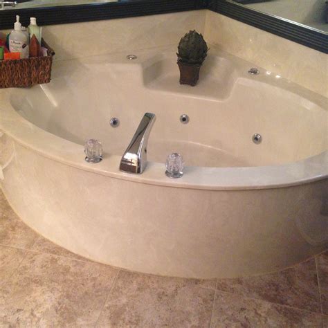 No access panel in 80s jetted tub, help! (floor, bathroom, cabinet