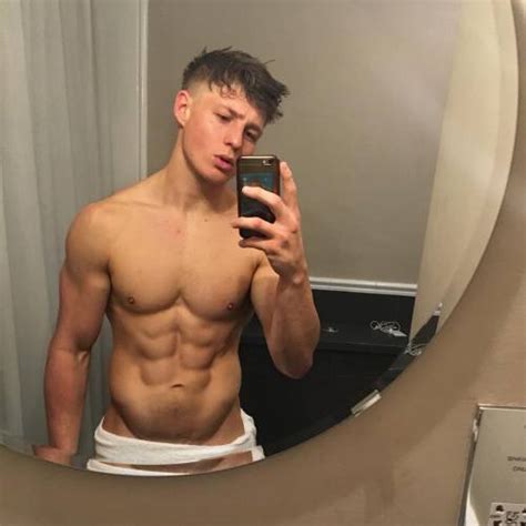 @musclboy on Tumblr
