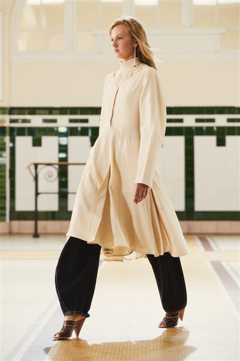 Lemaire Spring 2017 – Honestly WTF