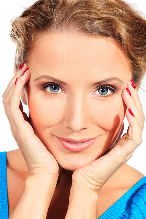 5 Ways Laser Treatments Reduce Acne Scarring | M Spa