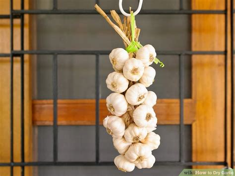 3 Ways to Dry Garlic - wikiHow