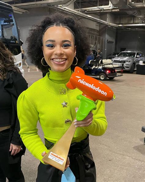 Gabrielle Nevaeh Green 01/20/2022 • CelebMafia