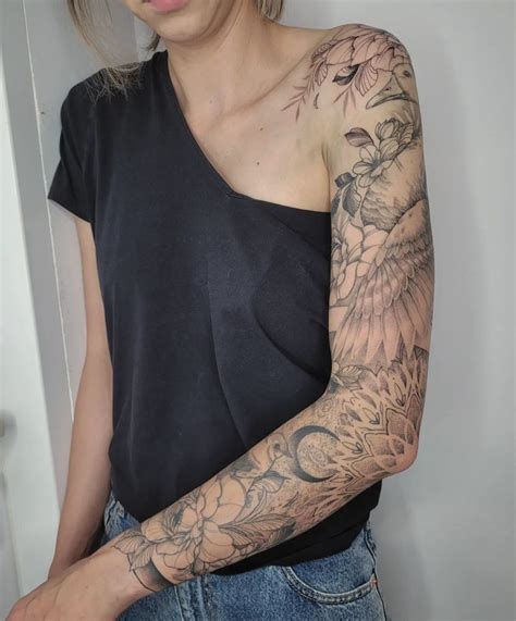 25 Cool Sleeve Tattoos Design Ideas for Women