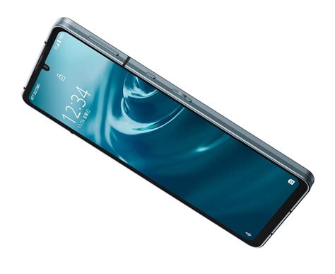Представлен смартфон Sharp Aquos Sense6 со 120-Гц OLED IGZO дисплеем