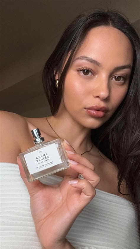 Fiona Barron | ready for outdoor yoga 🧘🏽‍♀️ @alo | Instagram