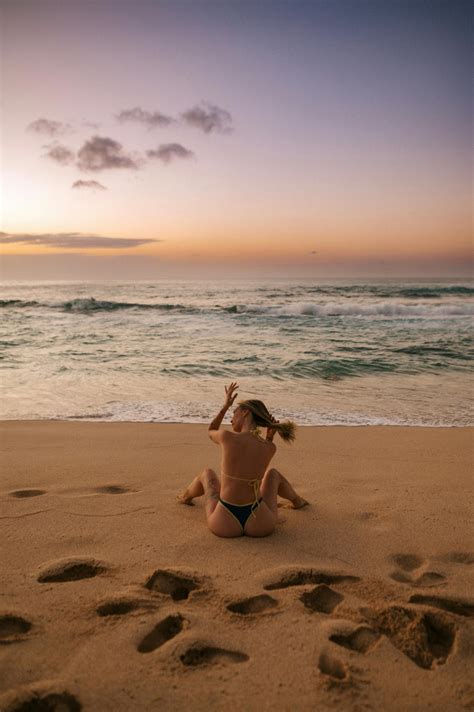 Naked Women In The Beach Photos, Download The BEST Free Naked Women In