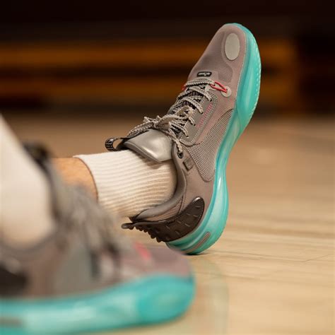Li-Ning Wade All City 11: Обзор баскетбольных кроссовок от Дуэйна Уэйда