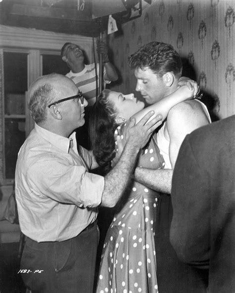 Robert Siodmak directs Yvonne De Carlo and Burt... | Citizen Screen