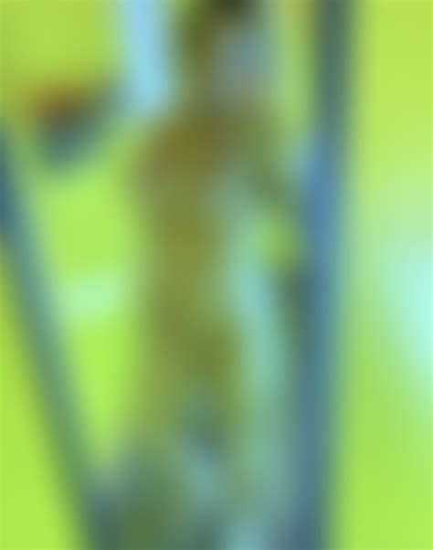 Sweet Vickie selfie : r/fitgirls