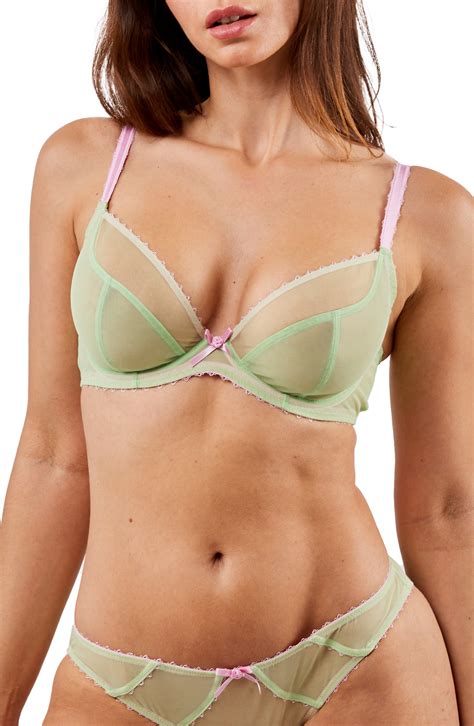 35 Sexy Bras That Will Make Your Jaw Drop | Who What Wear