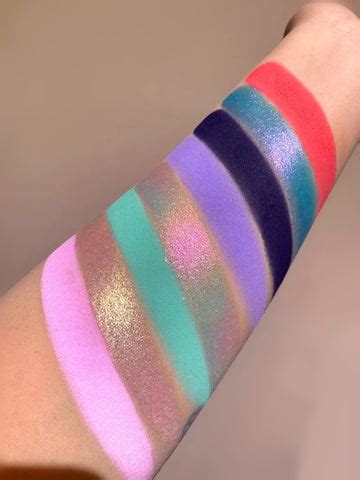 Narimi Chameleon Eyeshadow Palette, 2024 NEW Collection 7.0💐 ...