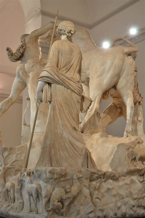 The Farnese Bull circa 150 aC Museo Archeologico...