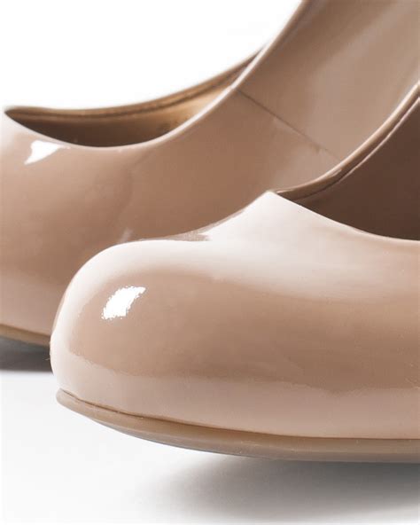Beige high heels | Mercury Model