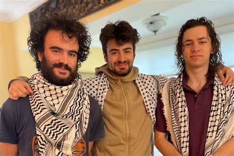 Fact Check: Were Vermont Shooting Students Wearing Keffiyehs? - Newsweek