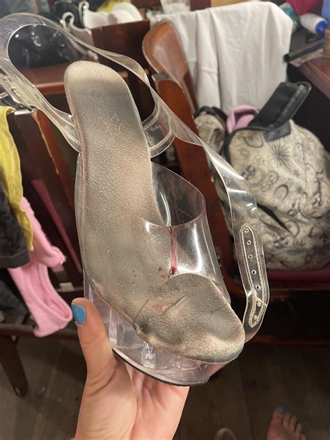 It might be time to take a break…(tw: 🩸) : r/Strippers