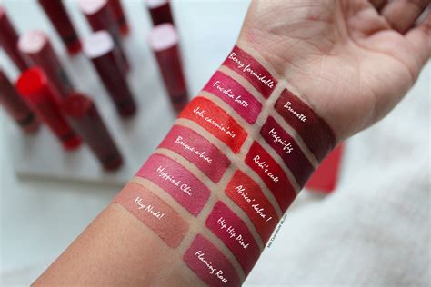 pomada bourjois rouge velvet  foto