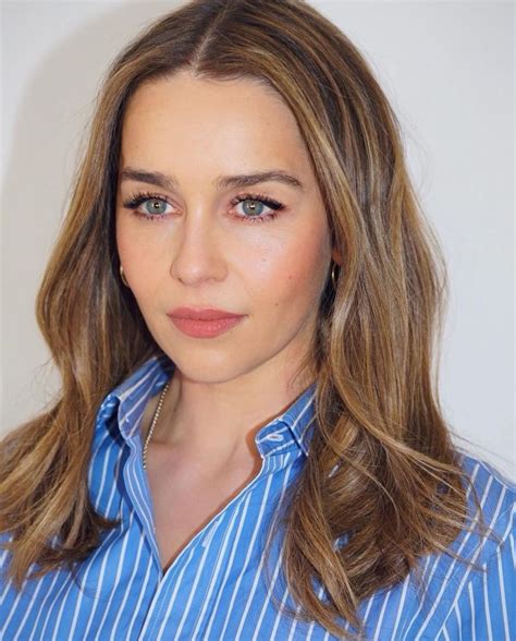 Emilia Clarke Style, Clothes, Outfits and Fashion • CelebMafia