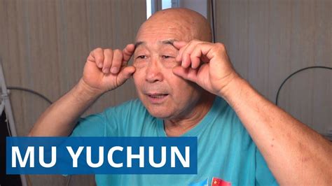 ЗРЕНИЕ - упражнение для глаз - Му Юйчунь во время онлайн урока - YouTube