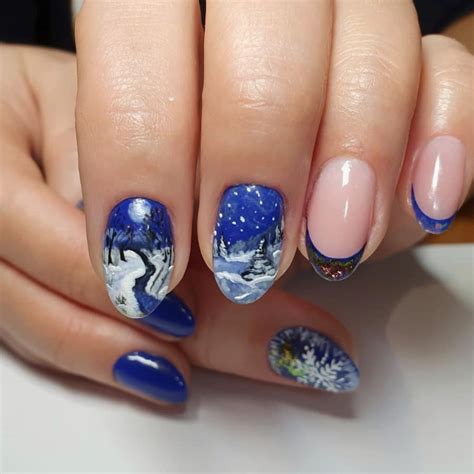 Онлайн Курс за Маникюр | 4 Brushes Nail Art Club