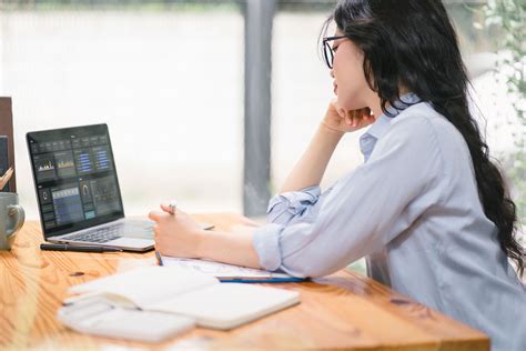 financial analyst hilbert college global campus