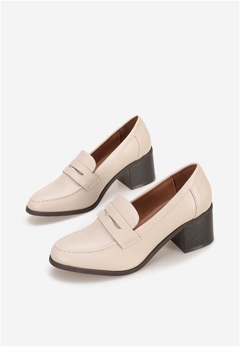 Дамски мокасини на ток Sereya бежов Zapatos