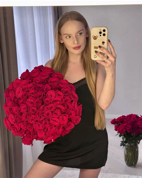 Oksana Neveselaya (@o_neveselaya) • Instagram photos and videos