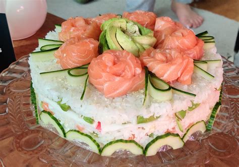 Made a sushi birthday cake for my boyfriend! : r/sushi