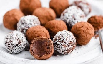 18 of the best low-sugar snacks