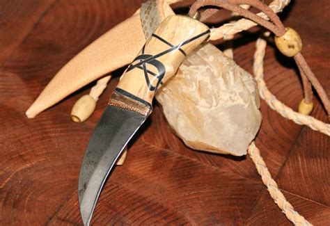 knife claw knife pocket knife pocket