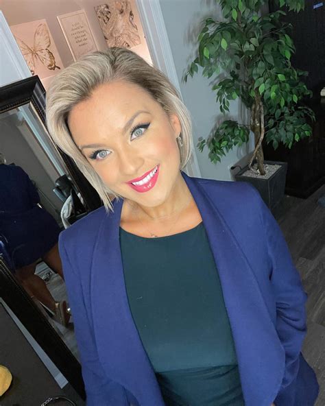 Loving this glow,... - Amy Jackson theallamericanbadgirl | Facebook